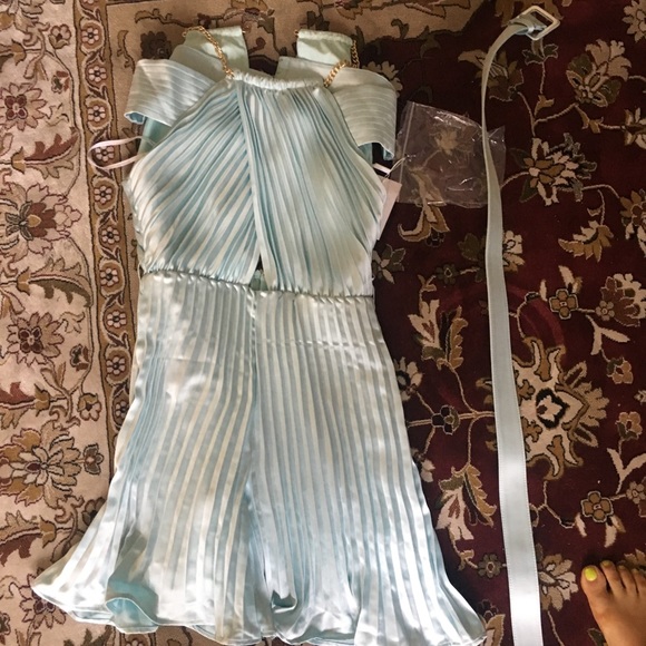 NWT Across Shoulder Pleated Playsuit Duck Egg US 6 - Picture 3 of 6